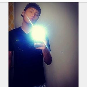 Meet your Posher, Ernesto